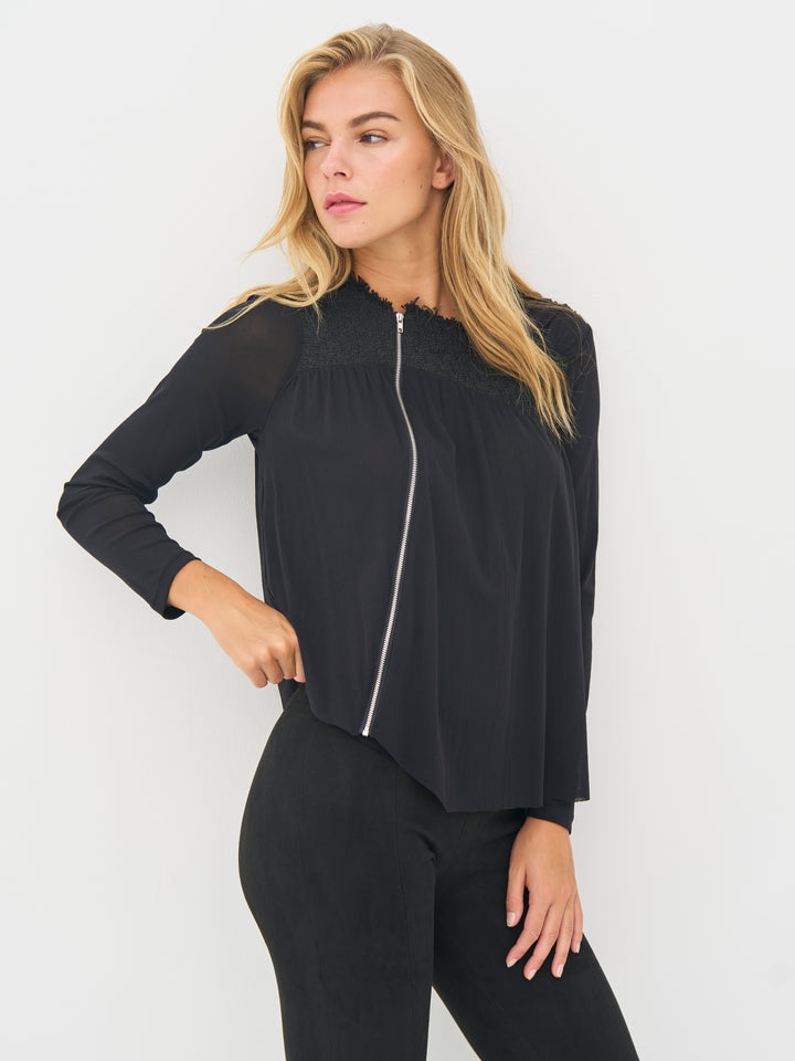 Beth blouse