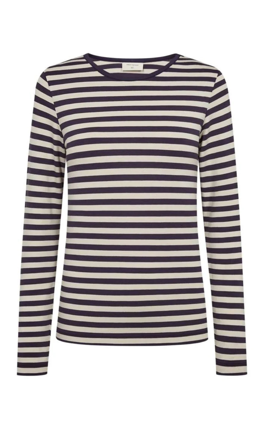 Liana tee