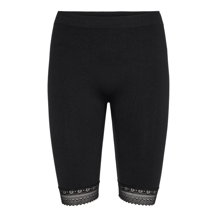 Ninna lace shorts