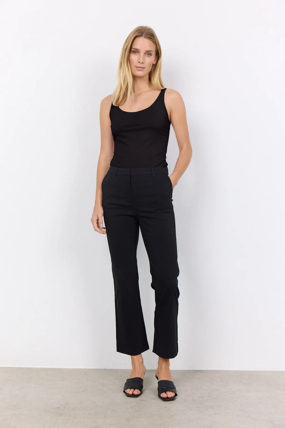 Lilly49-B