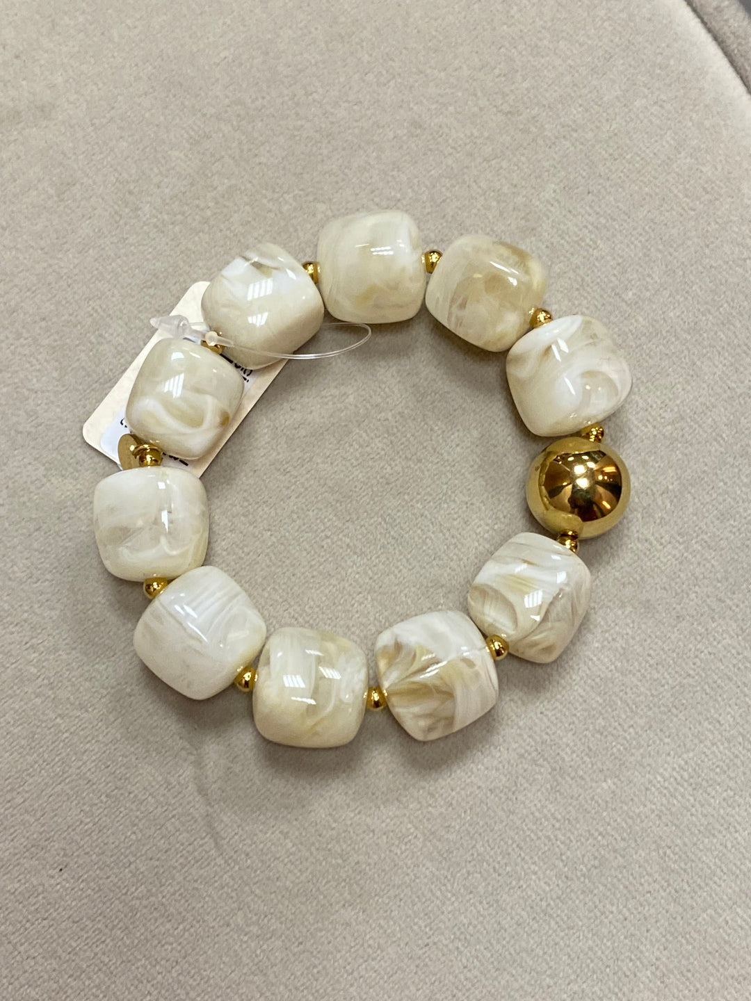 Armbond ymiskir litir