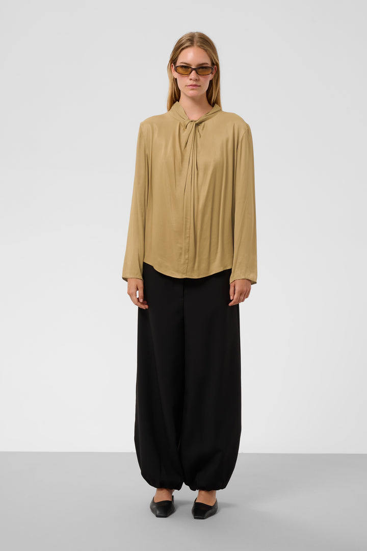 Nadeya blouse ls