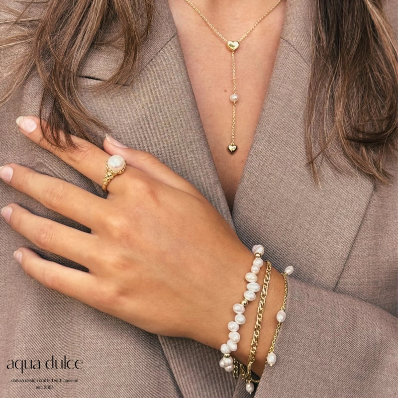 Karla pearl ring