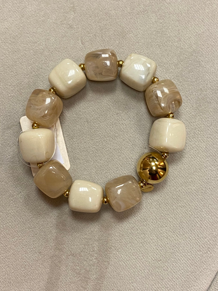 Armbond ymiskir litir