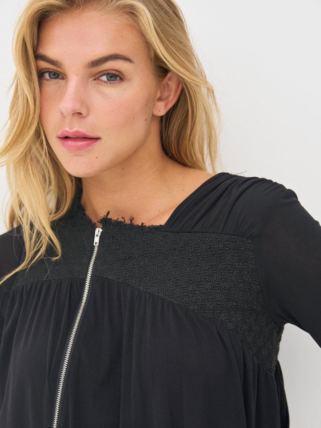 Beth blouse