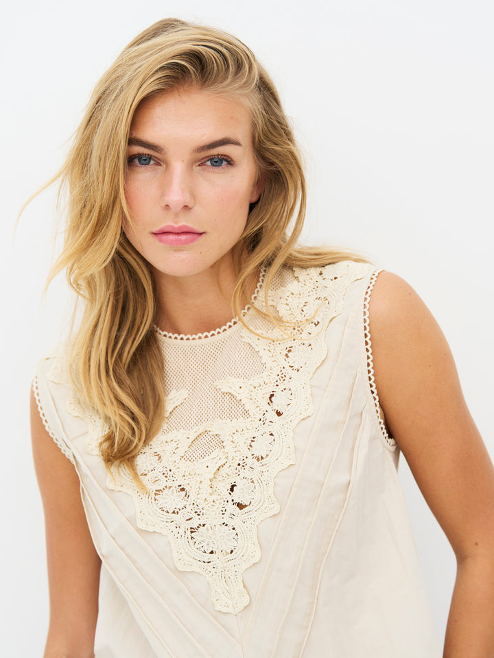 Eleni top