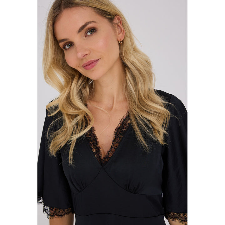 Flowy dress