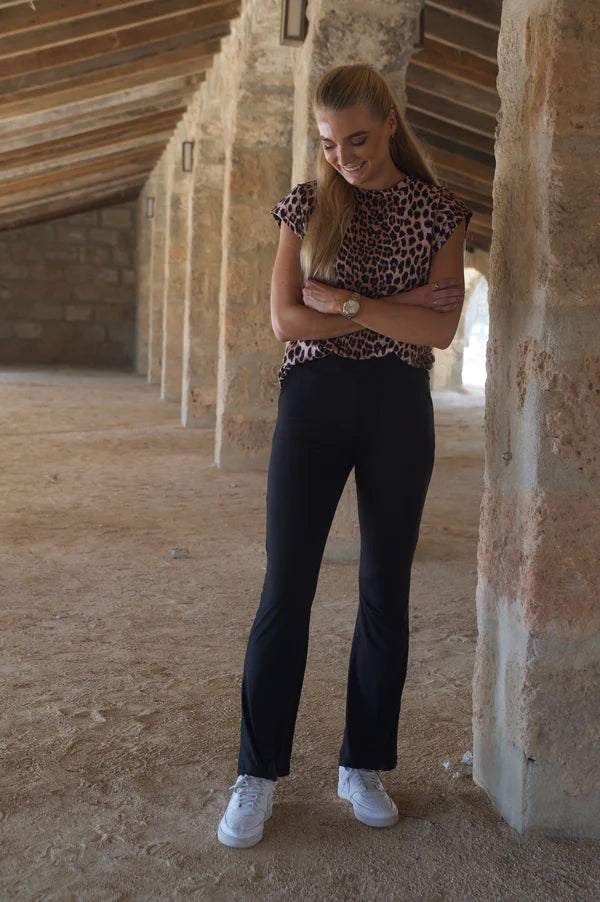 Alma  flaired pants