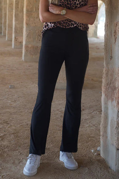 Alma  flaired pants