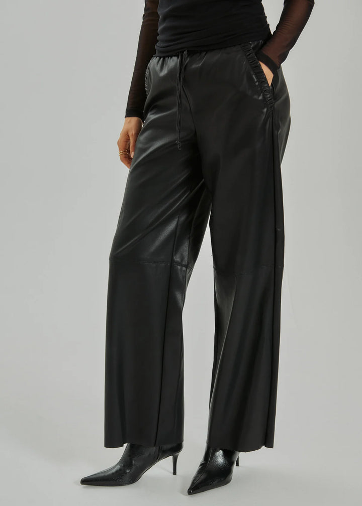 veggy pants