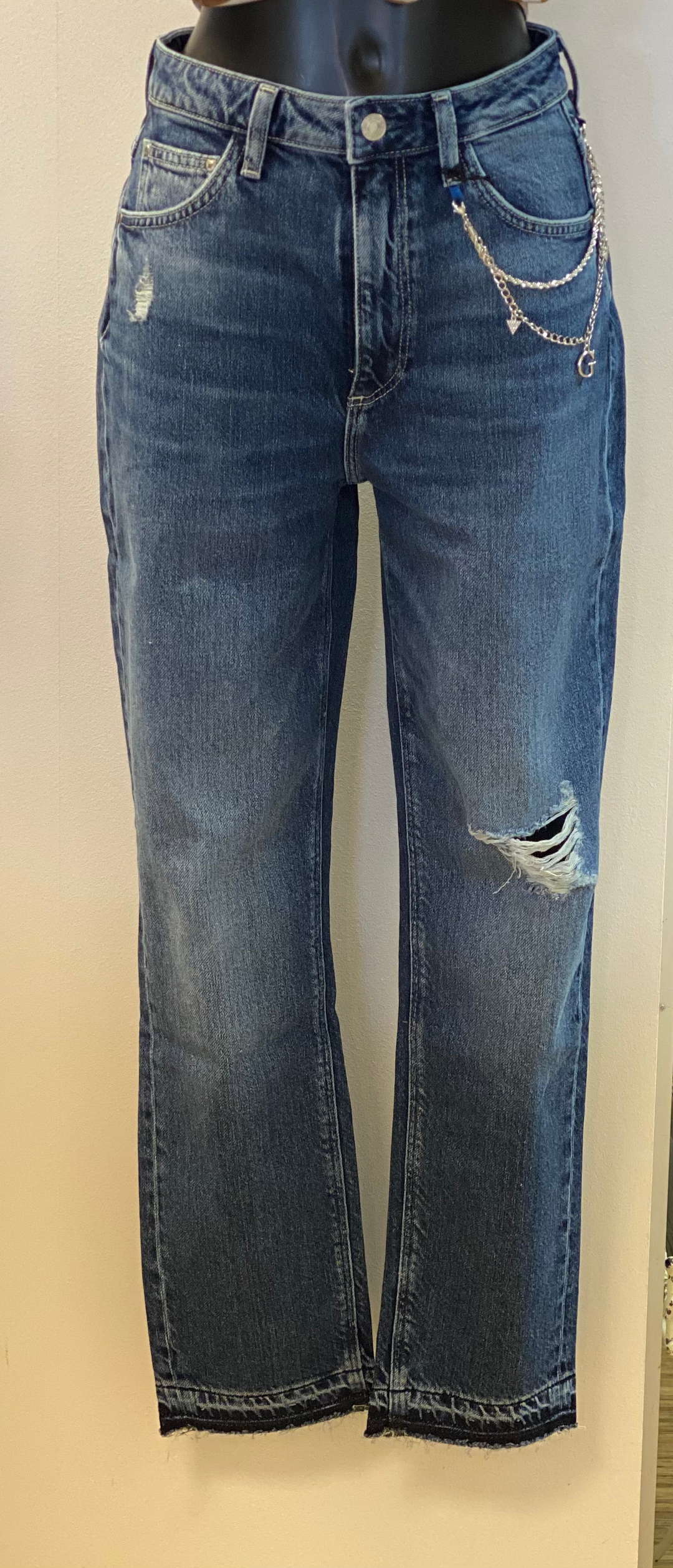 Mom jeans við ketu á lummanum
