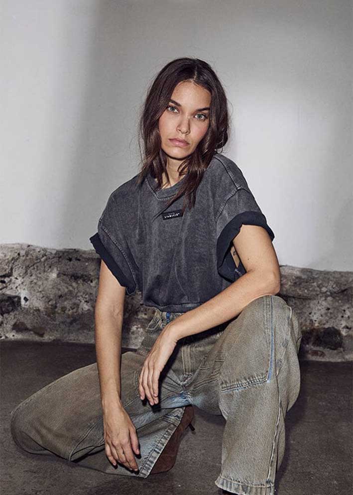 Romie acid pleat tee