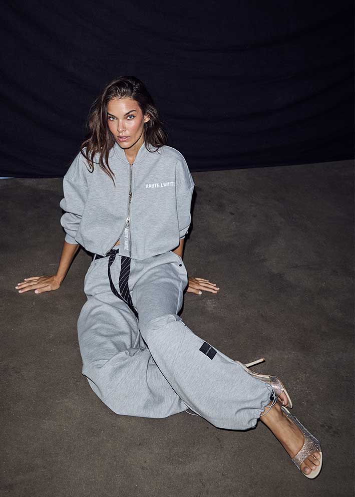 Maxi crop zip sweat