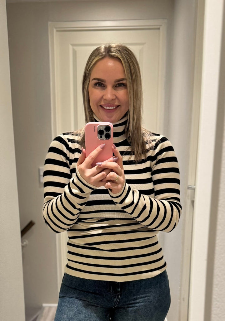 Spina striped rollneck