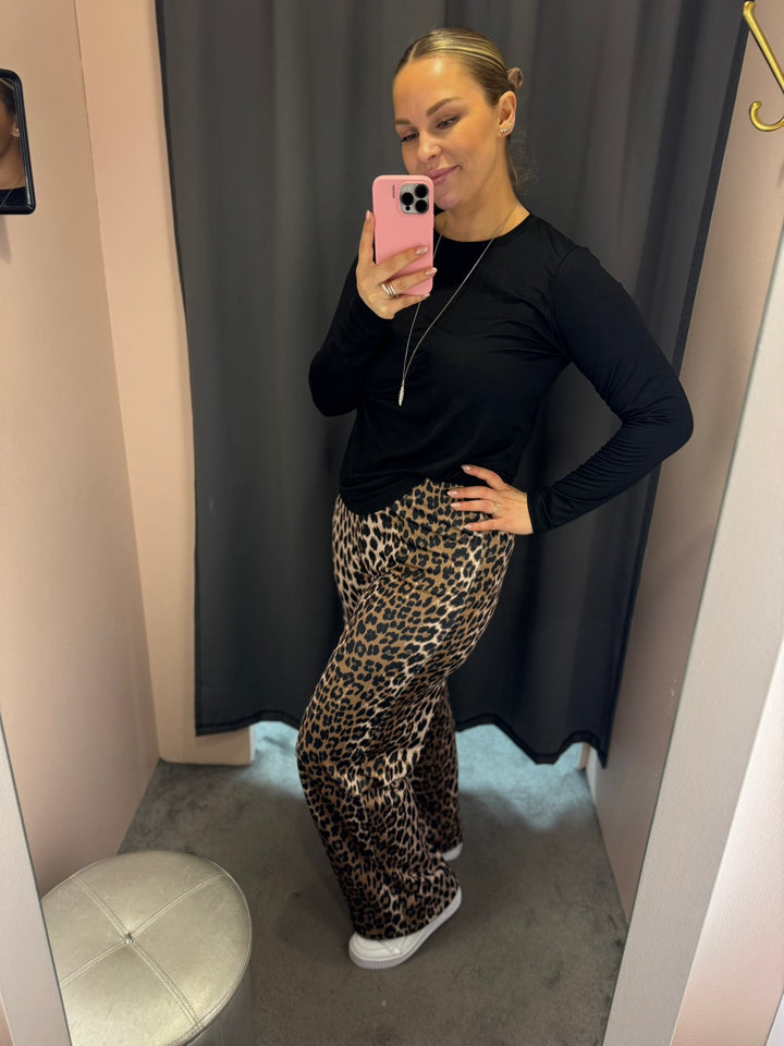 Henne wide pants
