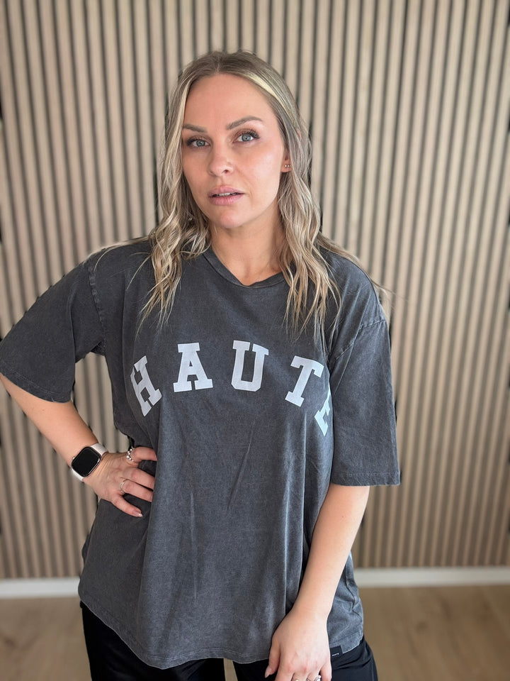 Noma Acid curve logo tee