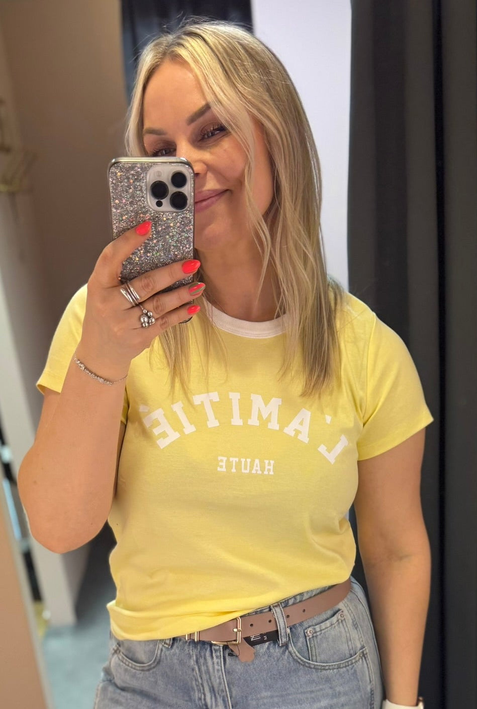 Neckline logo tee