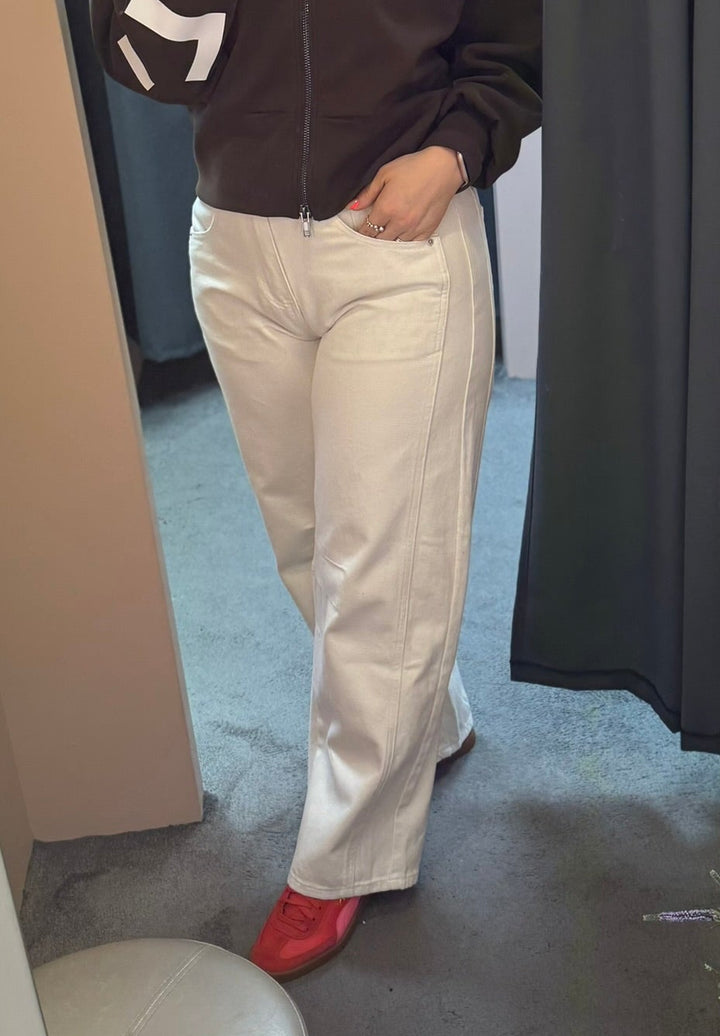 Drew barrel panel jeans