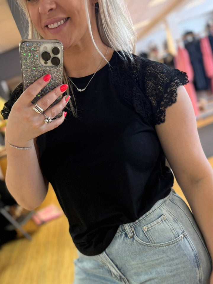 Milla lace t-shirt