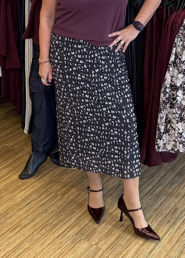 Mesh pencil skirt