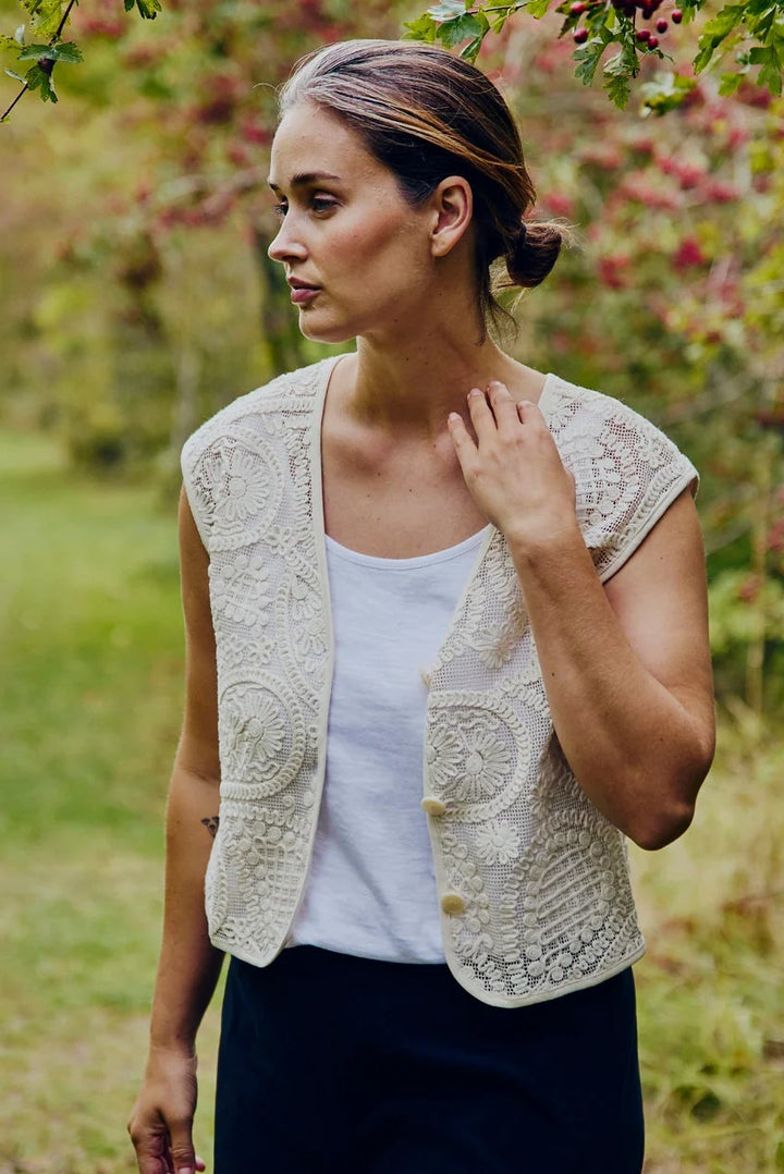 Crossy waistcoat