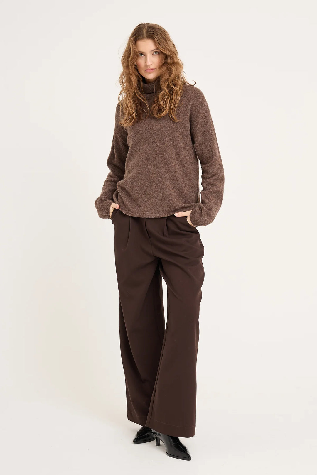 Merino knit rollneck