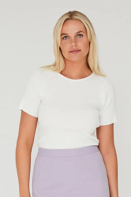 Rib knit short sleeve top