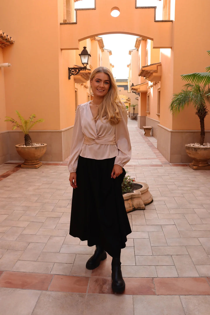 Tiki ls twist blouse