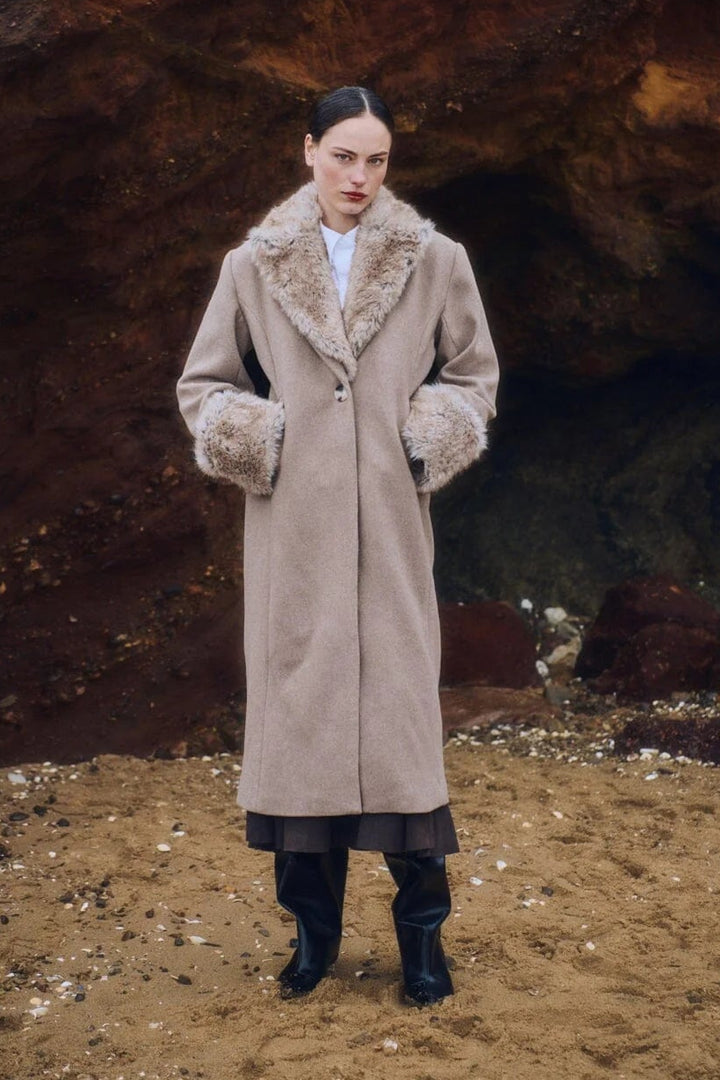 Abigail coat