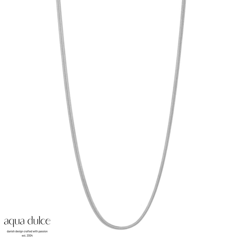 Marla necklace long