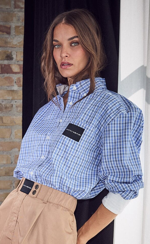 Contrast color checj shirt