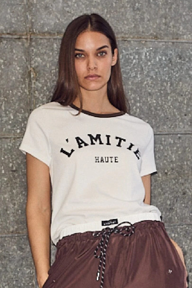 Neckline logo tee