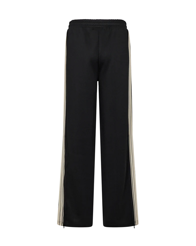 Ada sweatpants