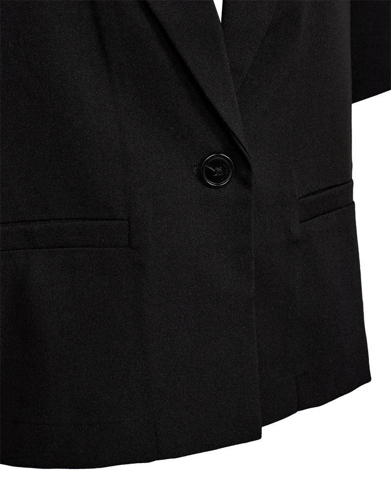 MAeve blazer