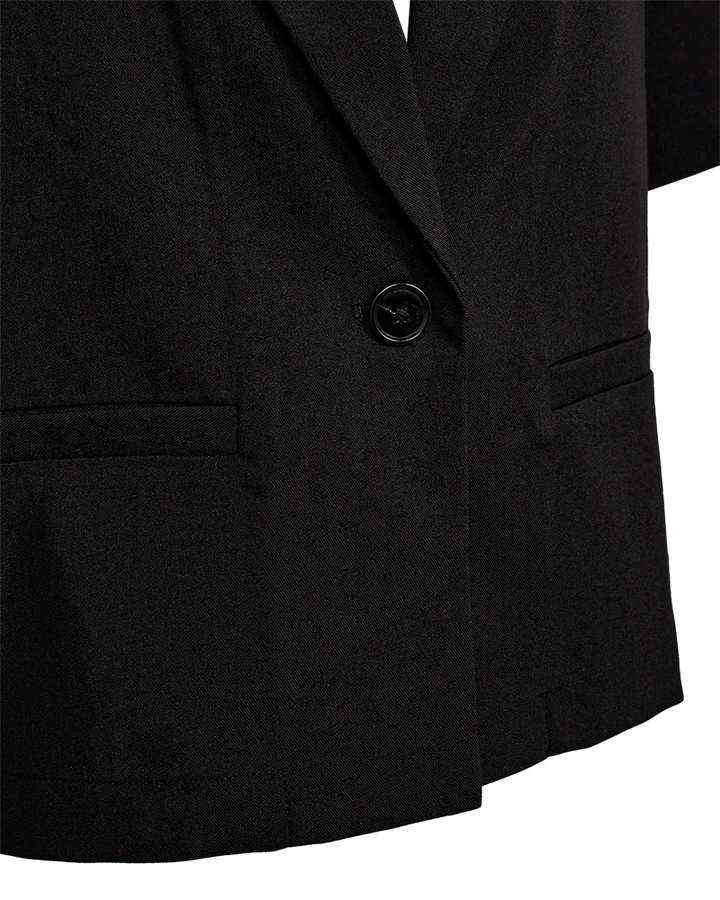 MAeve blazer